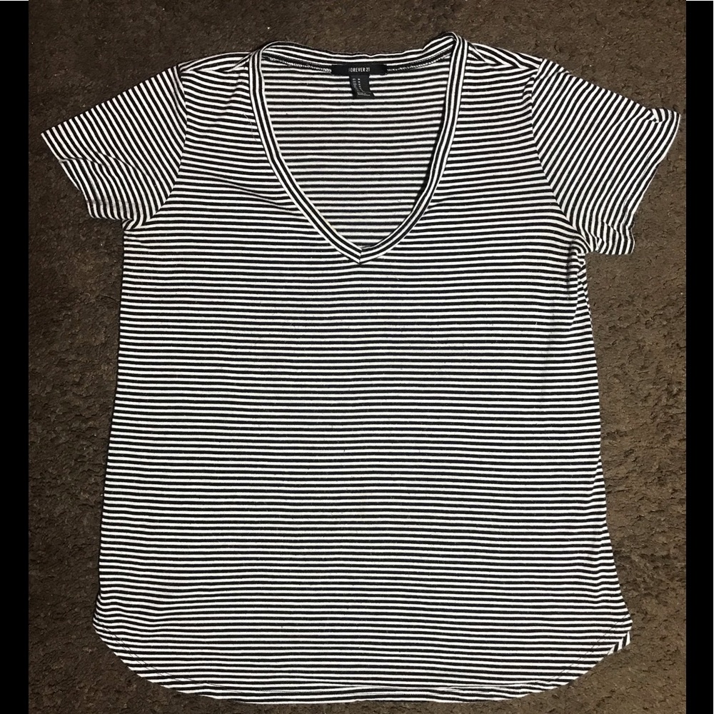Stripped Black and White Top Forever 21